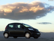 PEUGEOT 68 ც.ძ., 1.0 lpeugeot 107 5 კარი 